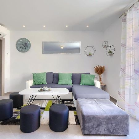Apartment Joy By Interhome Пула Экстерьер фото