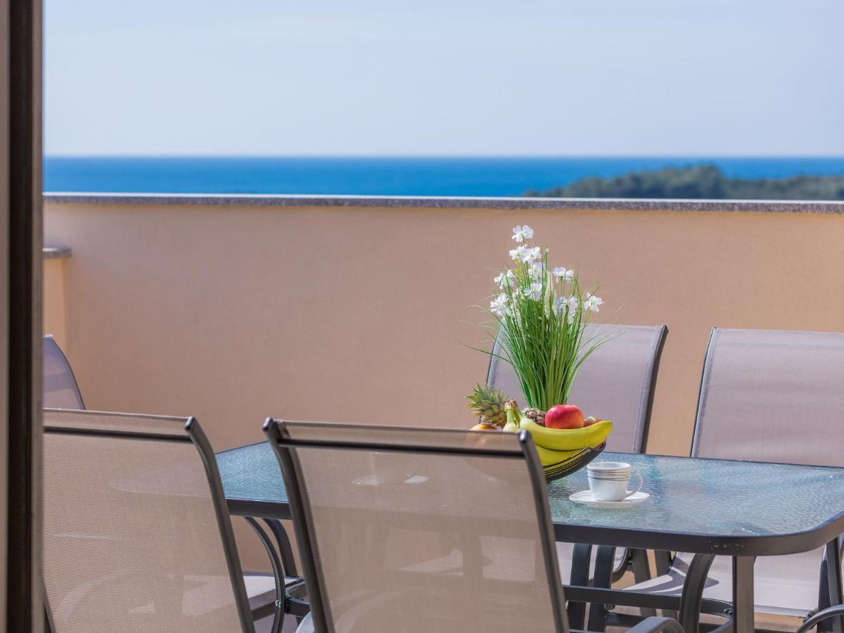 Apartment Joy By Interhome Пула Экстерьер фото