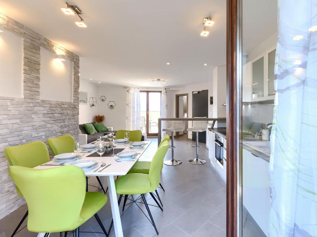 Apartment Joy By Interhome Пула Экстерьер фото